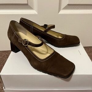 Vintage Bandolino Chocolate Brown Suede Square Toe Chunky Heels Mary Janes